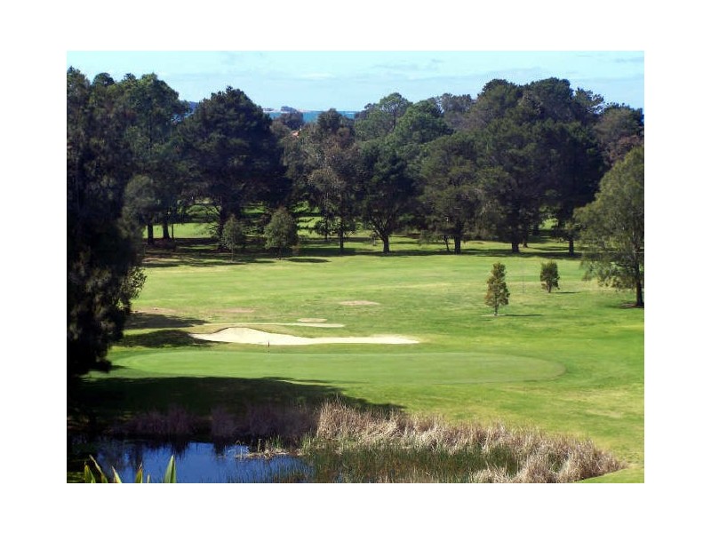 41 Bavarde Avenue, Batemans Bay NSW 2536