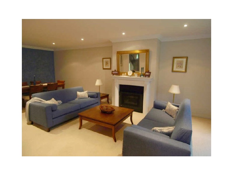 5 Luks Way, Batehaven NSW 2536