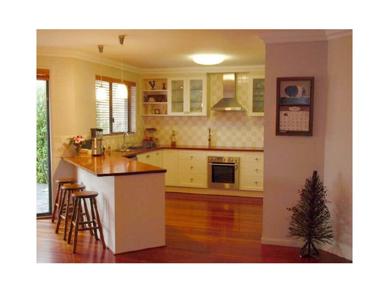 5 Luks Way, Batehaven NSW 2536