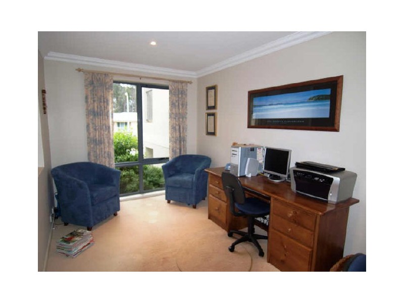 5 Luks Way, Batehaven NSW 2536