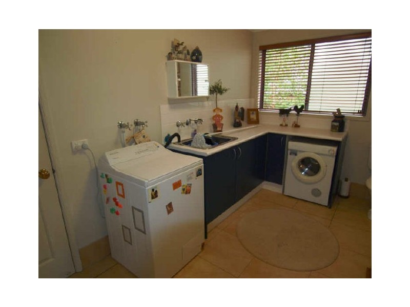 5 Luks Way, Batehaven NSW 2536