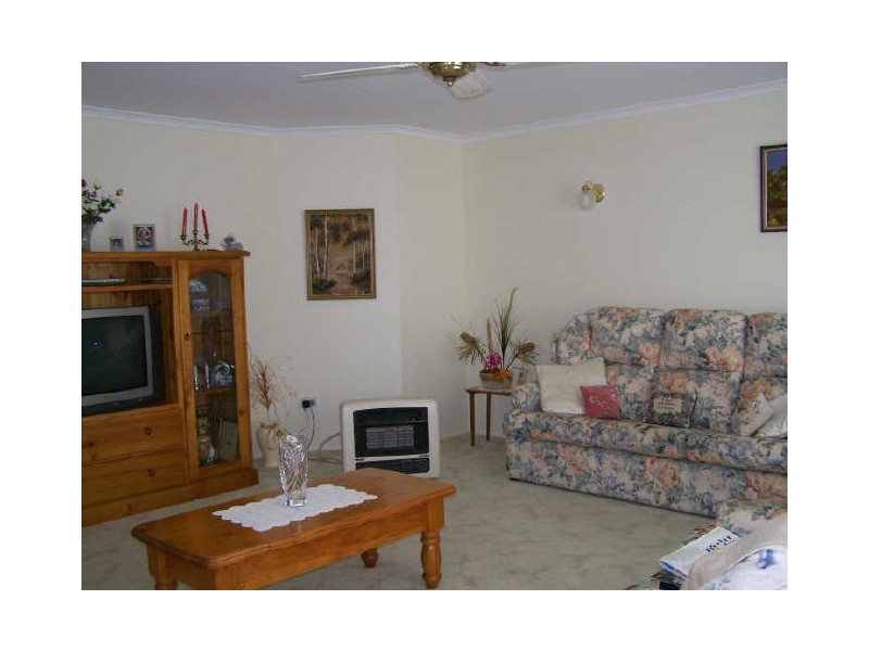 1 Thomas Mitchell Crescent, Sunshine Bay NSW 2536
