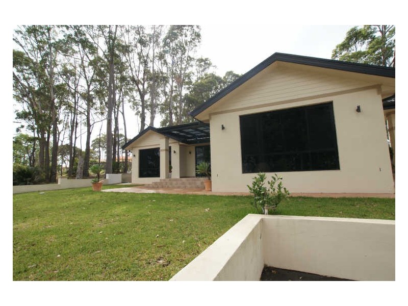 10 Observation Ave, Batehaven NSW 2536