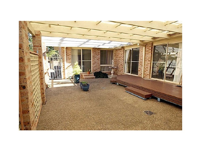 53 Karoola Crescent, Surfside NSW 2536