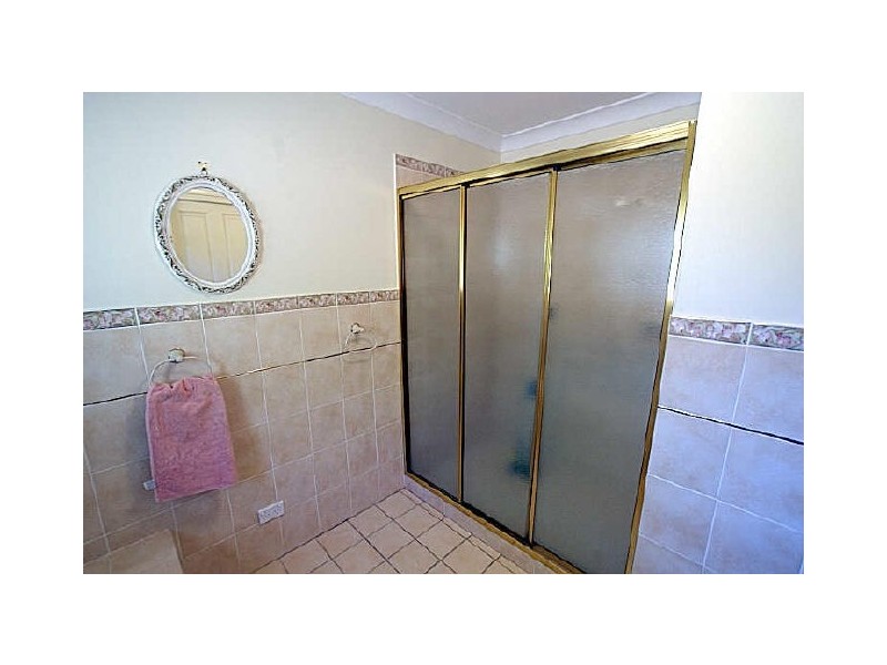 53 Karoola Crescent, Surfside NSW 2536