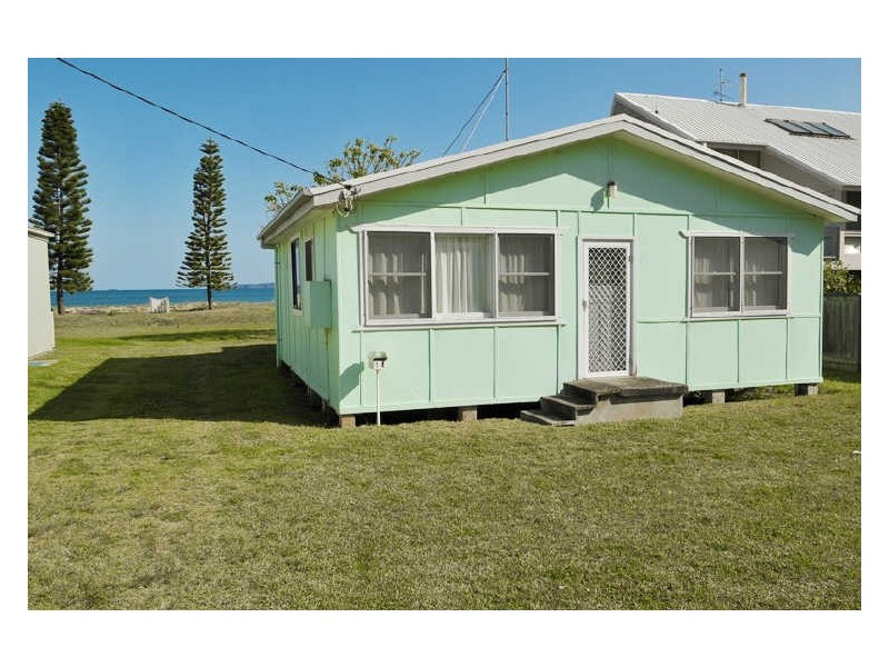 14 Sandy Place, Long Beach NSW 2536