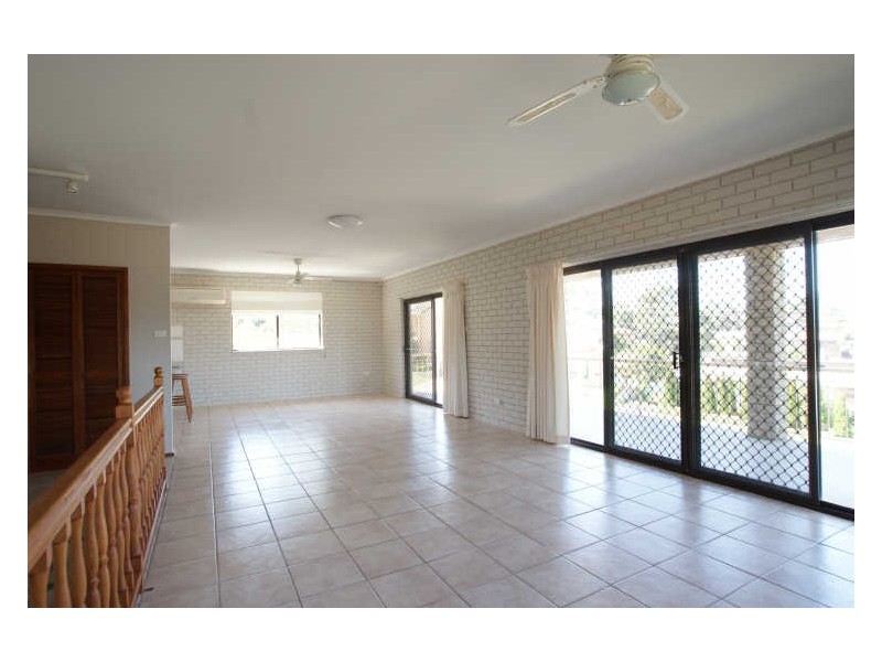 44 Cook Ave, Surf Beach NSW 2536