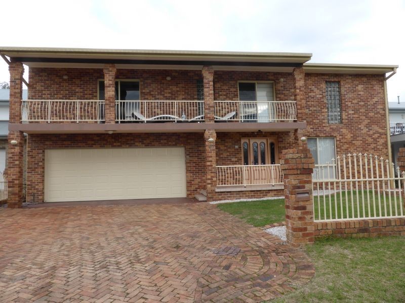 40 Myamba Parade, Surfside NSW 2536