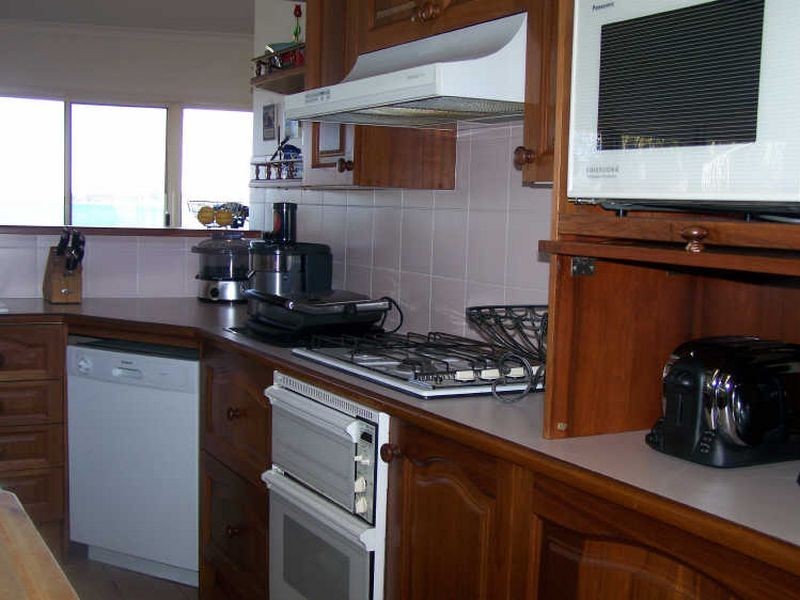 40 Myamba Parade, Surfside NSW 2536