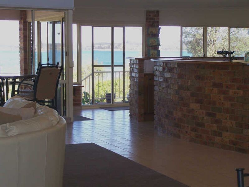 40 Myamba Parade, Surfside NSW 2536