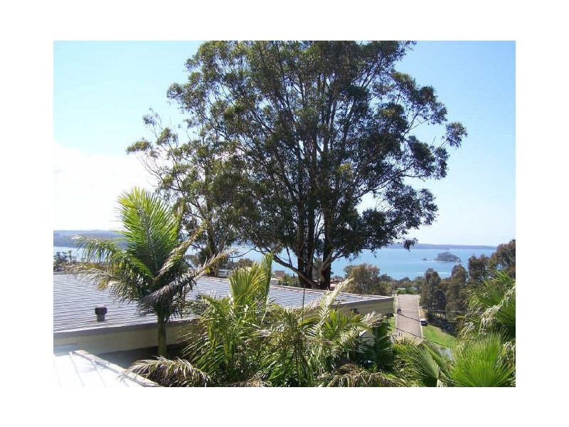 90 Vista Avenue, Catalina NSW 2536