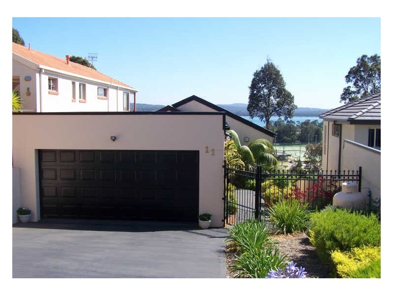 11 Sanctuary Place, Catalina NSW 2536