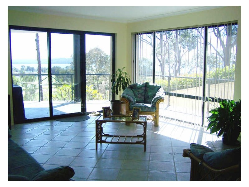 11 Sanctuary Place, Catalina NSW 2536