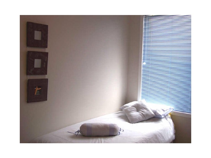14 Catlin Avenue, Batemans Bay NSW 2536