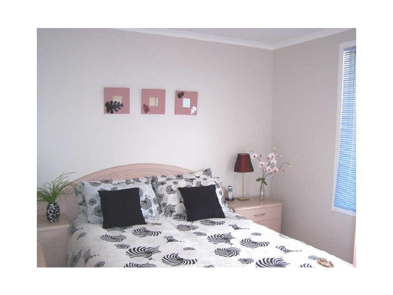 14 Catlin Avenue, Batemans Bay NSW 2536