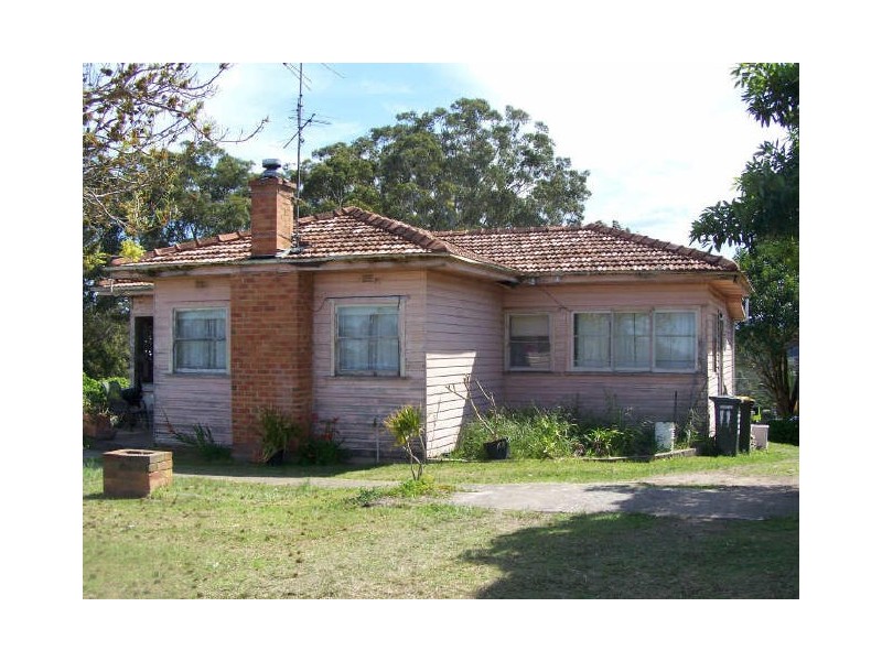 24 Bent Street, Batemans Bay NSW 2536