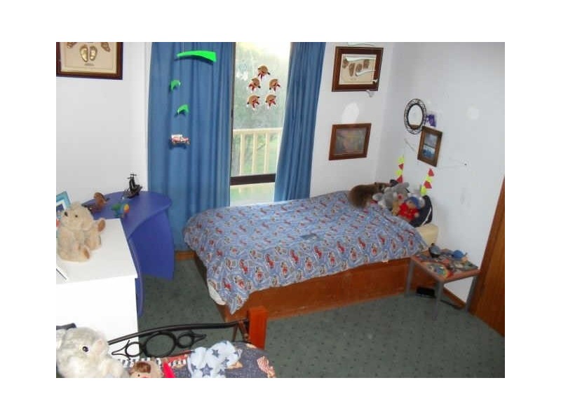 38 Deakin Pde, Tomakin NSW 2537