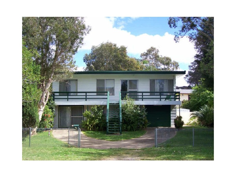 39 Myamba Parade, Surfside NSW 2536