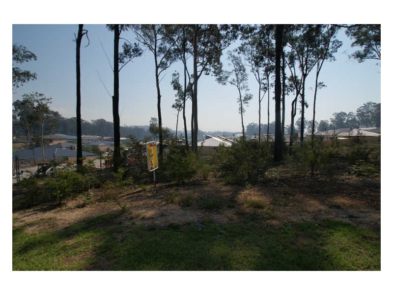 42 Wentworth Avenue, Sunshine Bay NSW 2536