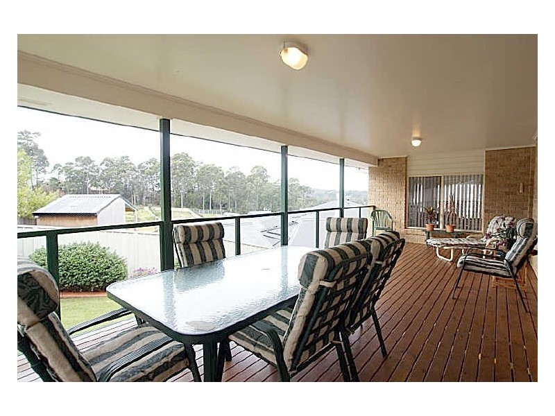10 Cassia Place, Catalina NSW 2536