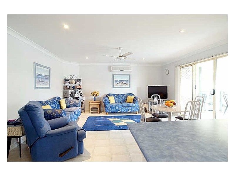 10 Cassia Place, Catalina NSW 2536