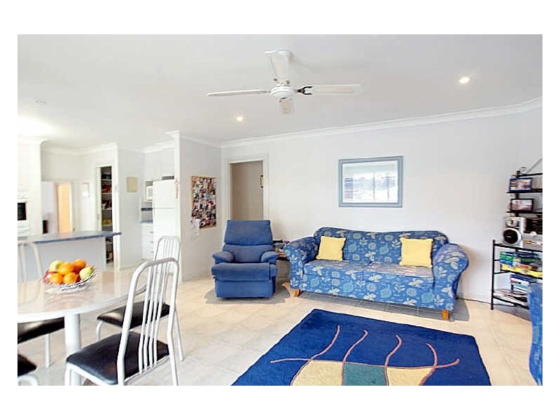 10 Cassia Place, Catalina NSW 2536