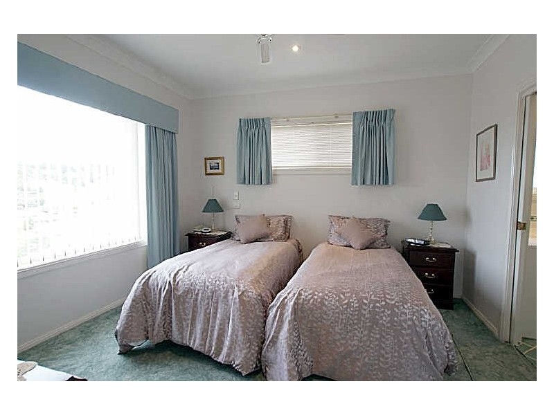 10 Cassia Place, Catalina NSW 2536