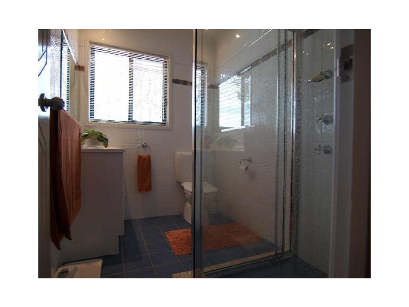 28 Ocean Road, Batehaven NSW 2536