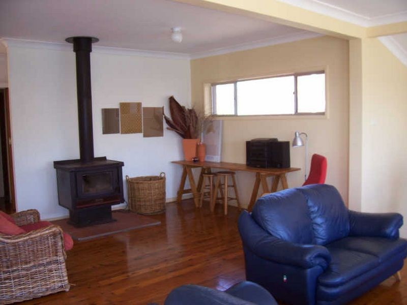 20 Iluka Ave, Malua Bay NSW 2536