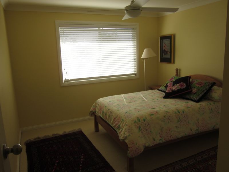 9 HENRY PLACE, Long Beach NSW 2536