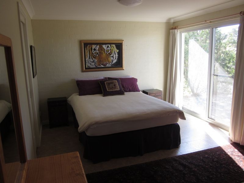 9 HENRY PLACE, Long Beach NSW 2536
