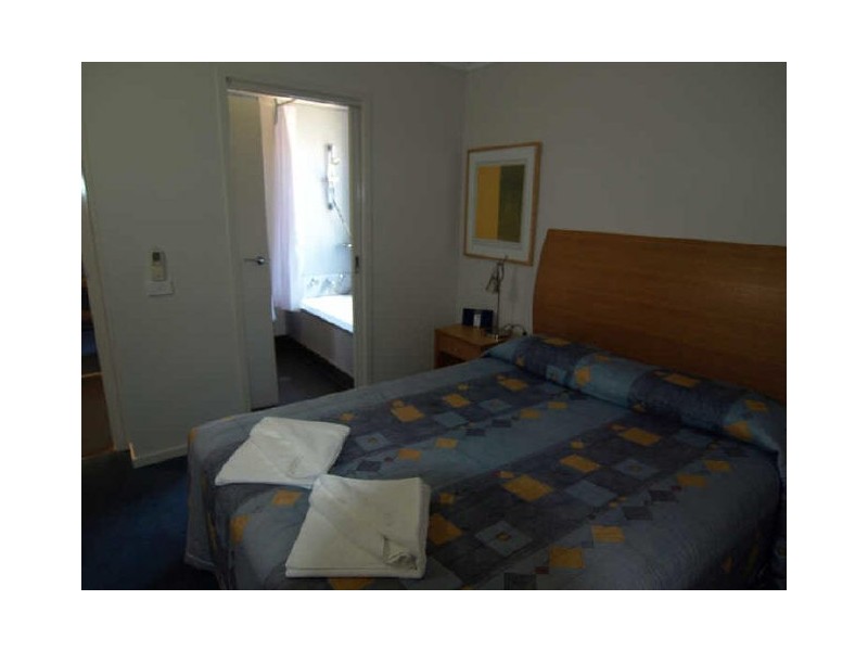 Unit 209/204 Beach Road, Batehaven NSW 2536