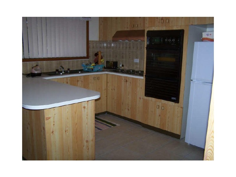 52 Pacific Road, Surf Beach NSW 2536