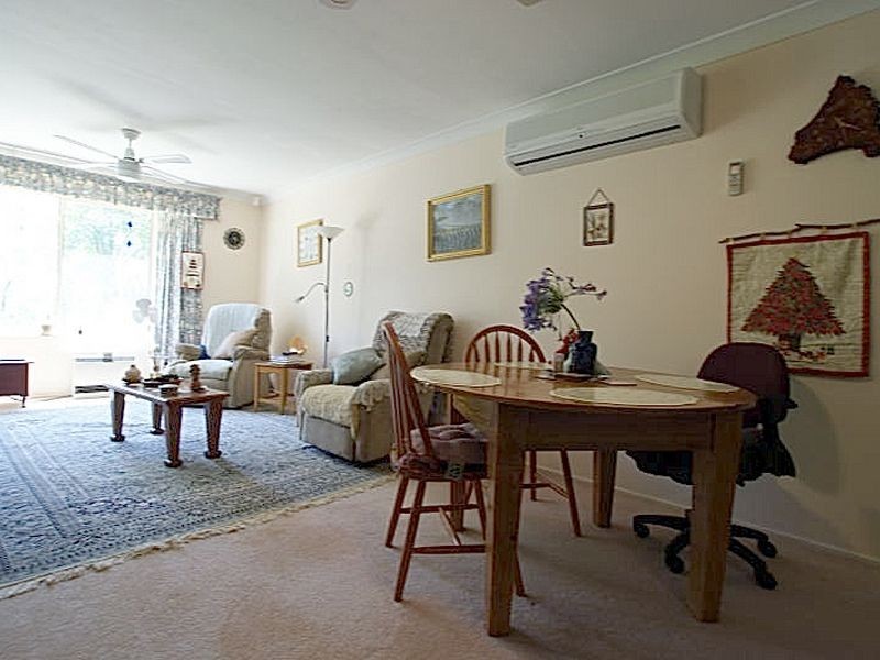 28 Karoola Crescent, Surfside NSW 2536