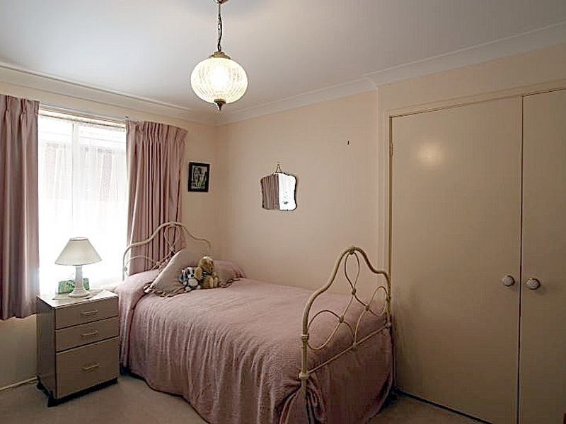 28 Karoola Crescent, Surfside NSW 2536