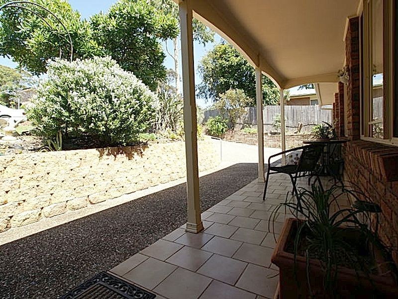 28 Karoola Crescent, Surfside NSW 2536