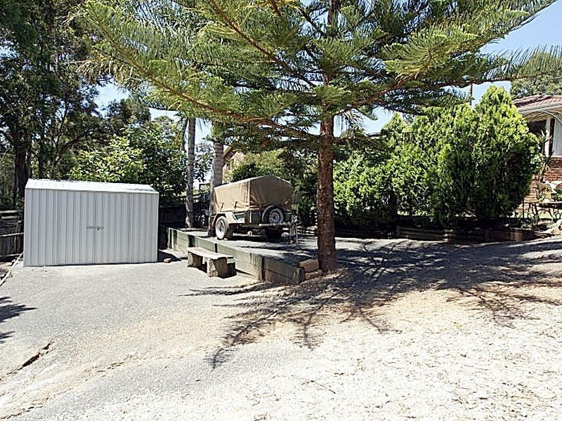 28 Karoola Crescent, Surfside NSW 2536