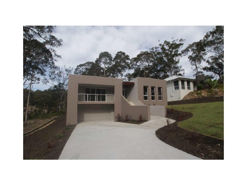 10 Bowerbird Place, Malua Bay NSW 2536