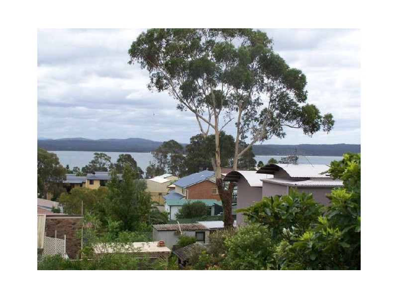 17 Dominic Drive, Batehaven NSW 2536