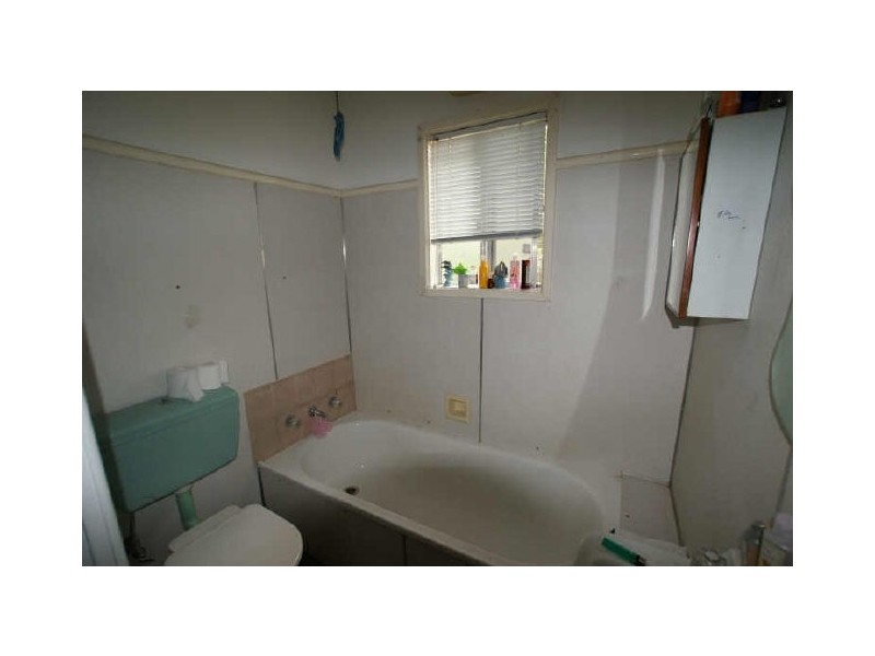 17 Dominic Drive, Batehaven NSW 2536