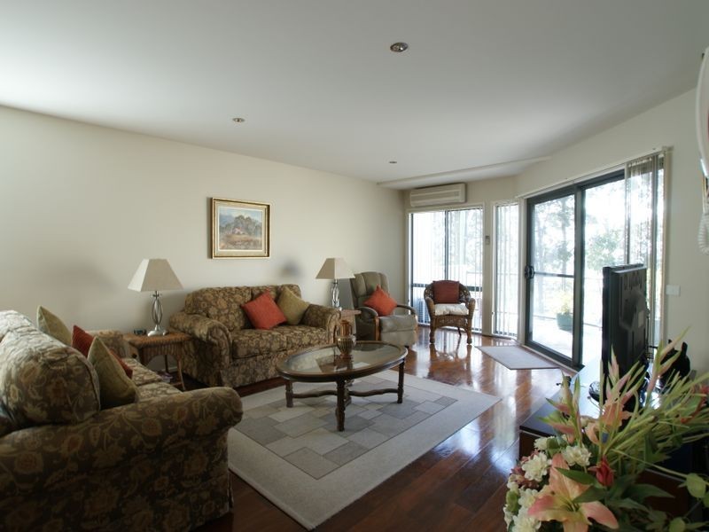 10/5 Crag Road, Batehaven NSW 2536