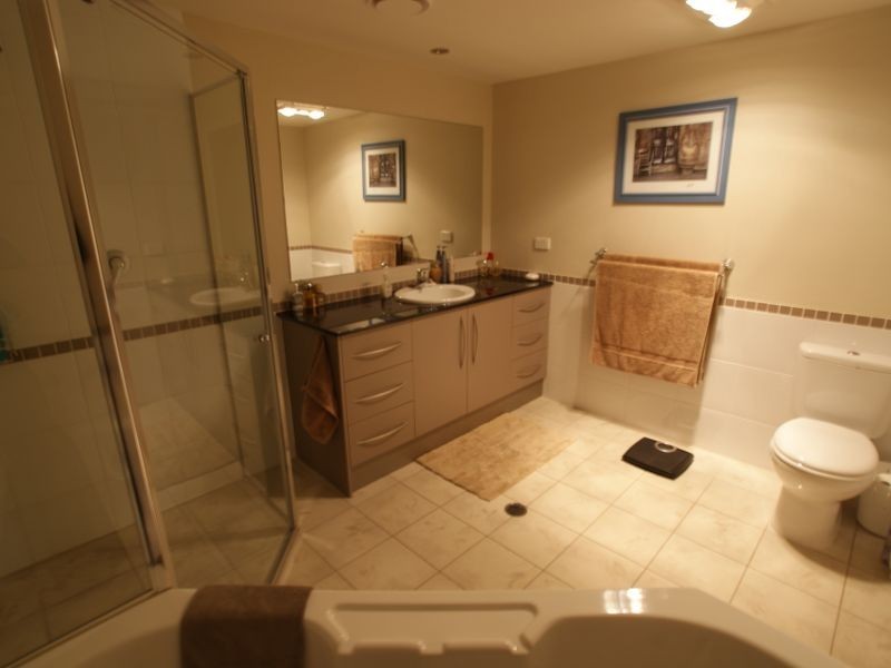 10/5 Crag Road, Batehaven NSW 2536