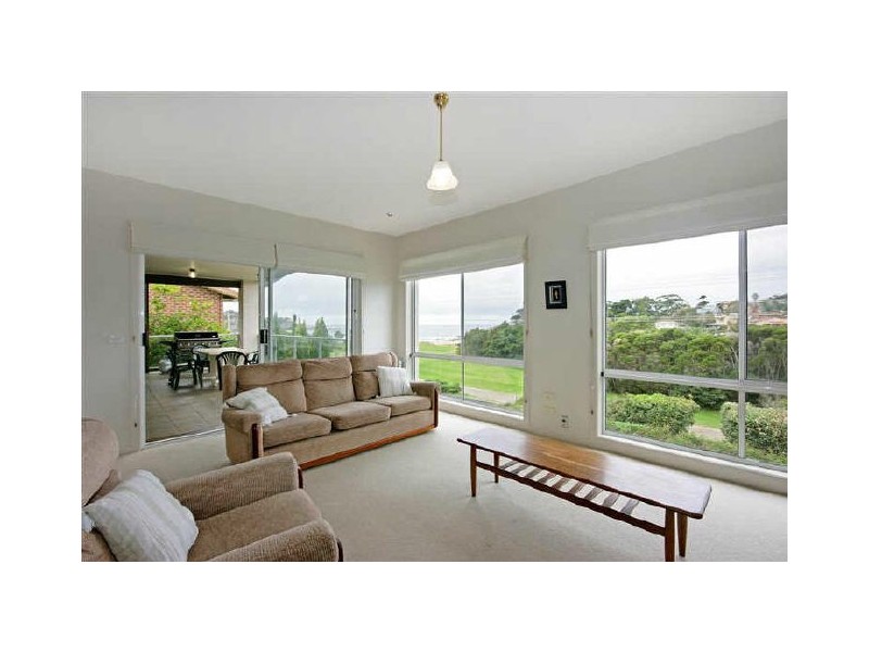 573 George Bass Drive, Malua Bay NSW 2536