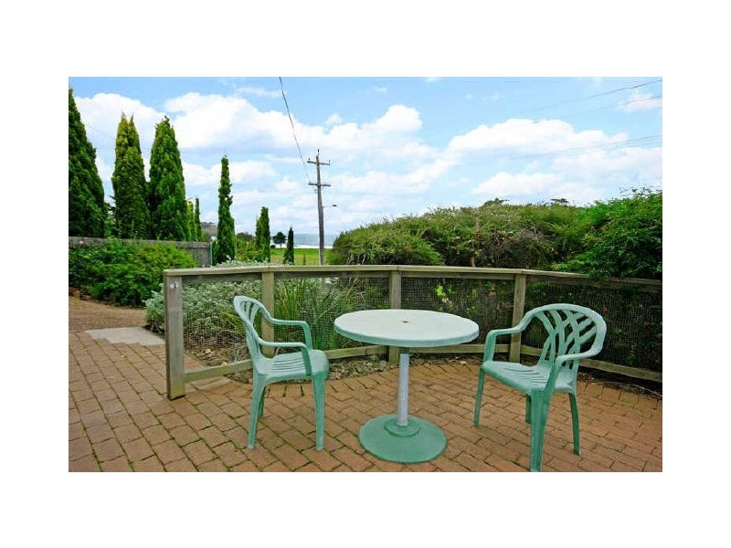 573 George Bass Drive, Malua Bay NSW 2536