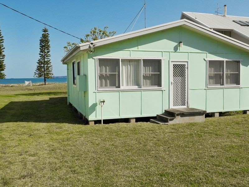 14 Sandy Place, Long Beach NSW 2536