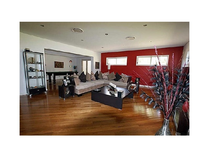 8 Nuyen Place, Long Beach NSW 2536