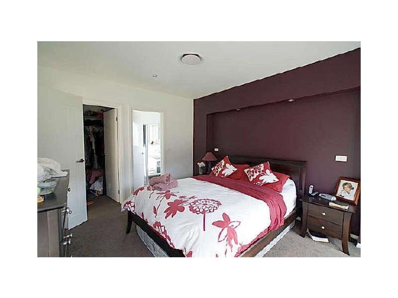 8 Nuyen Place, Long Beach NSW 2536