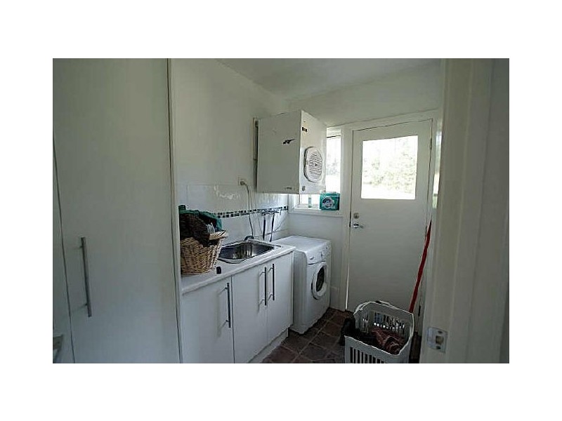 8 Nuyen Place, Long Beach NSW 2536