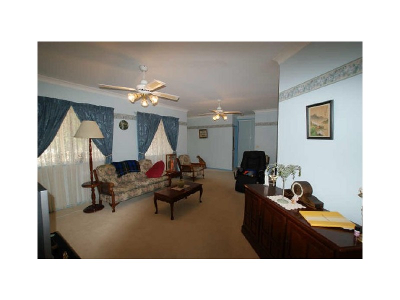 40 Maloneys Drive, Maloneys Beach NSW 2536