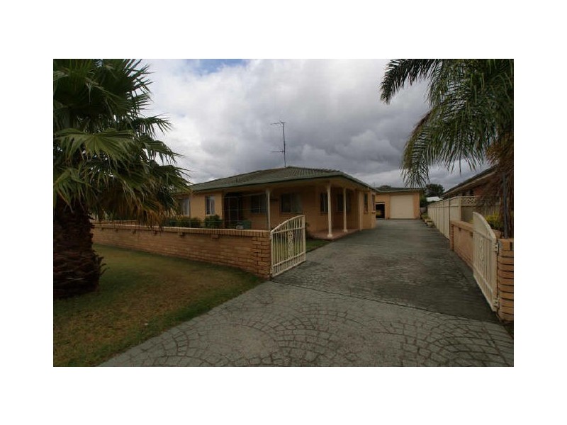 40 Maloneys Drive, Maloneys Beach NSW 2536